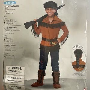 Davy Crockett frontier boy costume size medium 8-10
